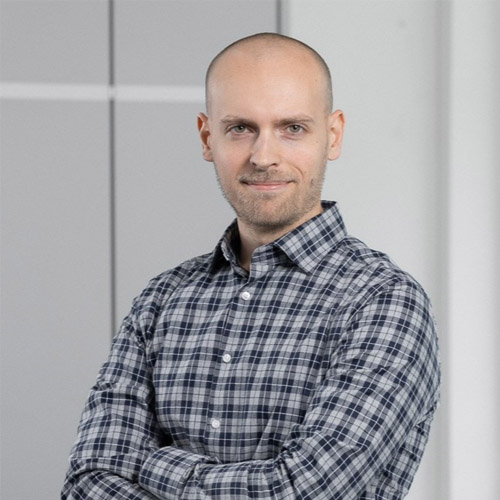 Dustin Liebenau
