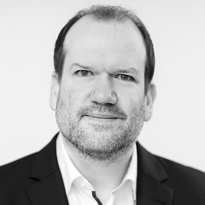 Jörg B. Soetebeer