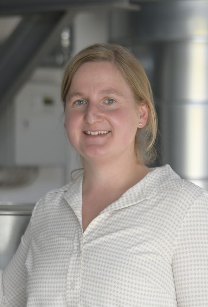 Dr. Martina Serdjuk